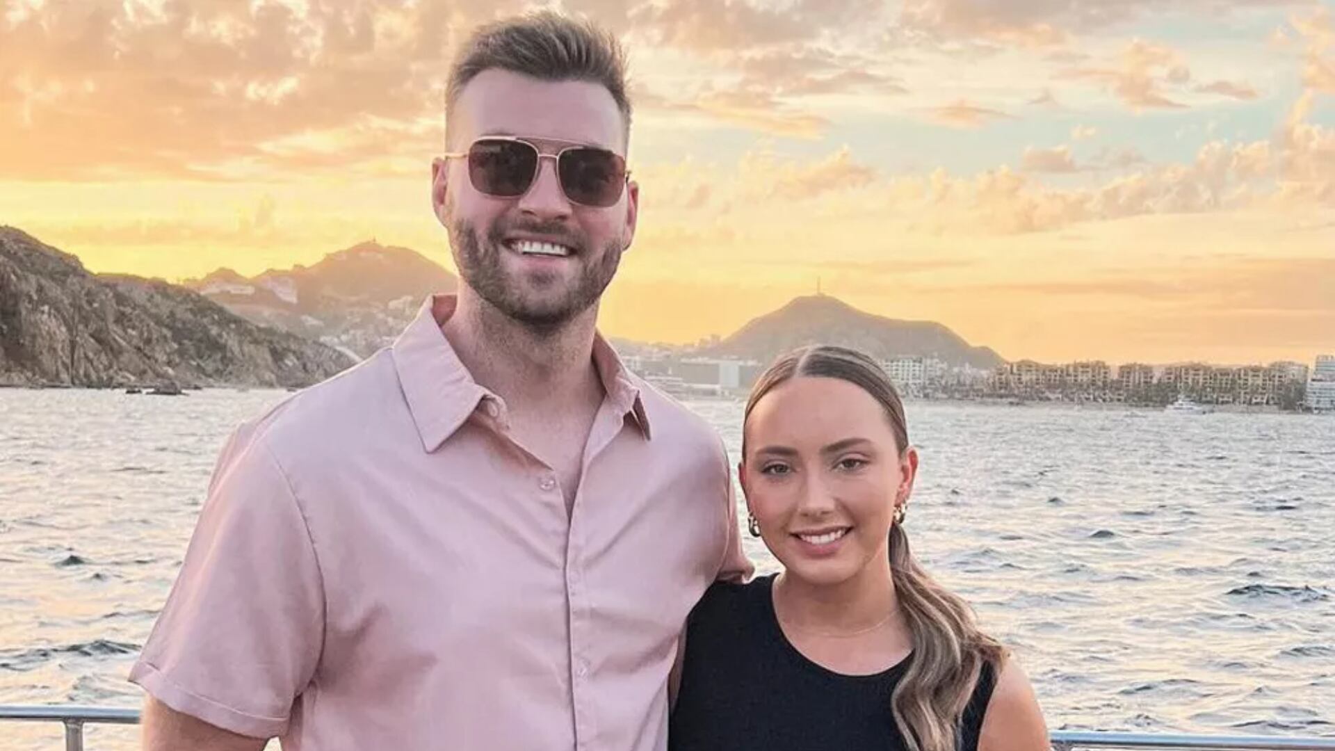 La diseñadora destaca el apoyo de su esposo Evan y la importancia del trabajo en equipo en la maternidad y el diseño (Instagram @hailiejade)