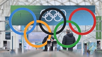 El jugador suizo de hockey