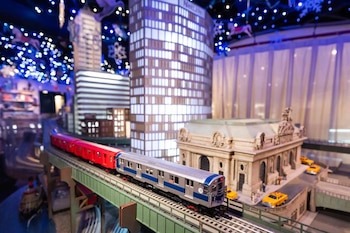 Trenes en escala recorren una