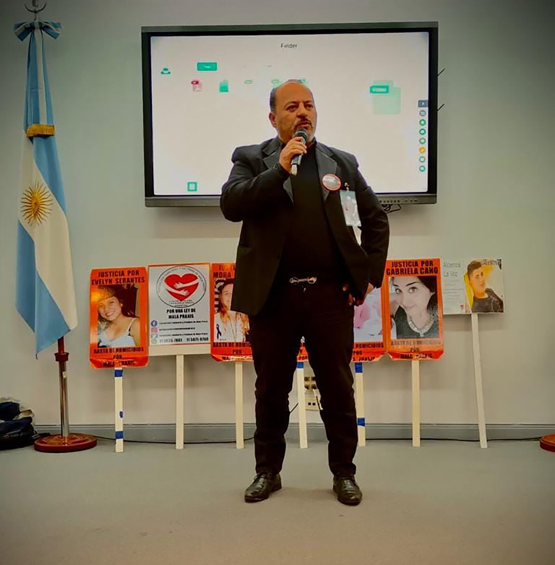 La víctima del robo, Rubén Carballo