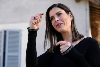 Olivia Maurel, nacida por gestación subrogada y opositora de esa práctica, en una fotografía de archivo (AP Foto/Gregorio Borgia)