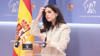 Vox denuncia un "boicot" al acuerdo de Extremadura y avisa al PP de "consecuencias" si no cumple la prioridad nacional