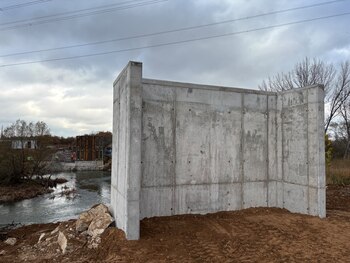 Los nuevos estribos del puente