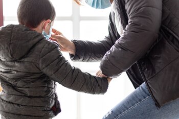 En los niños de más