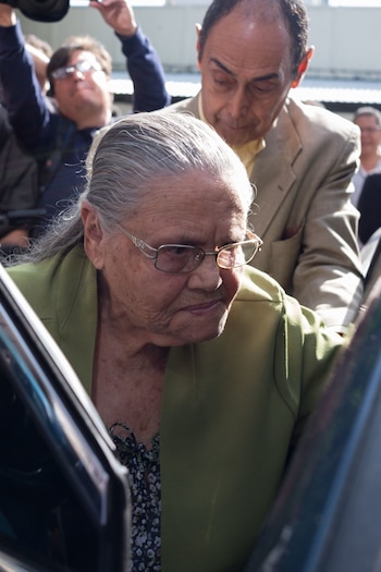 María Consuelo Loera Pérez, mamá