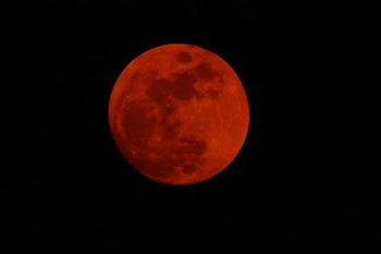 La Luna roja sobre la