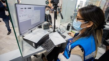 Crisis en Migraciones se agrava: