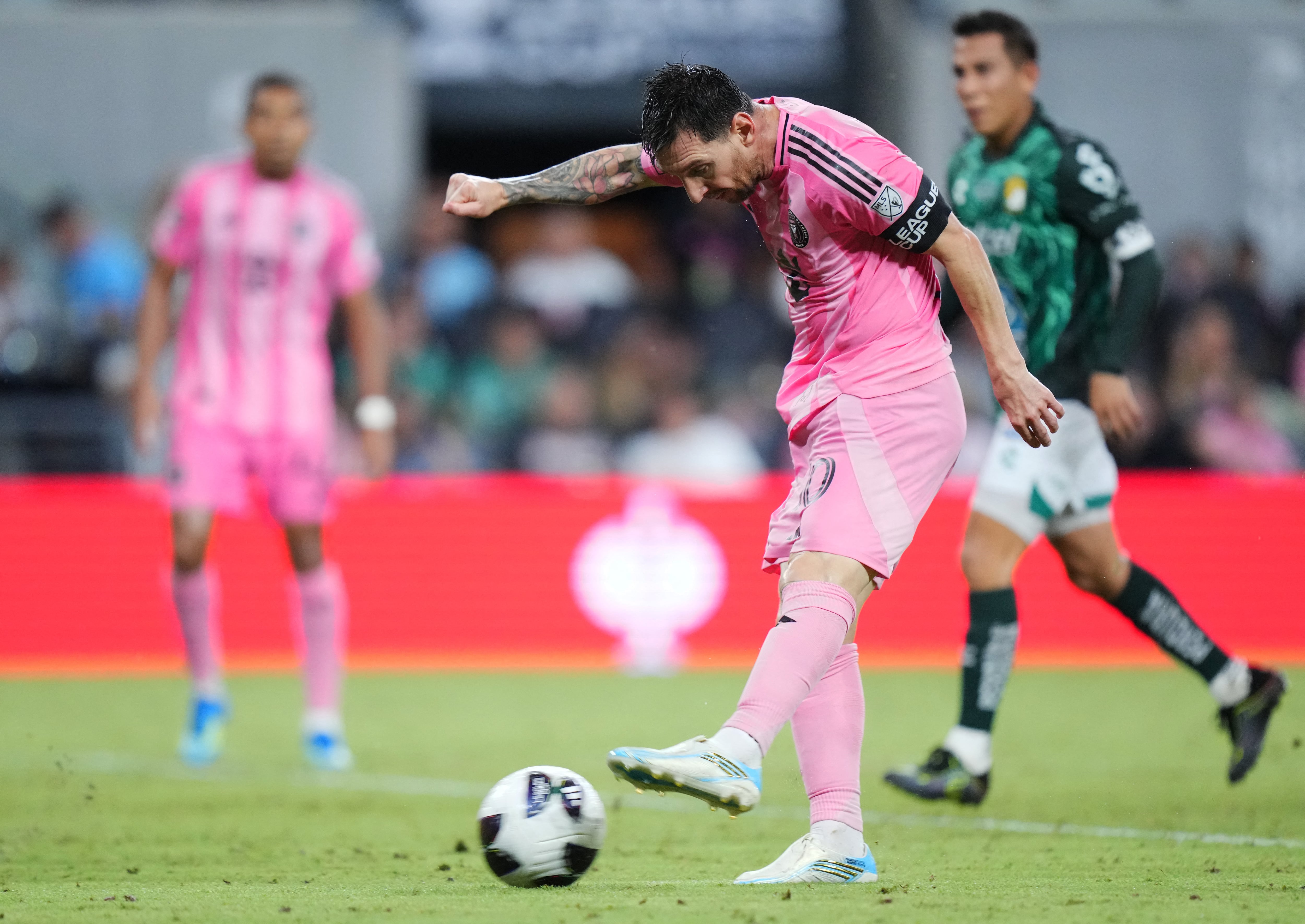 Messi entró para el complemento. Rich Storry/Getty Images/AFP