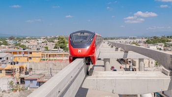 La estructura del monorriel de Santiago alcanza un 95% de avance (Foto cortesía Fitram)