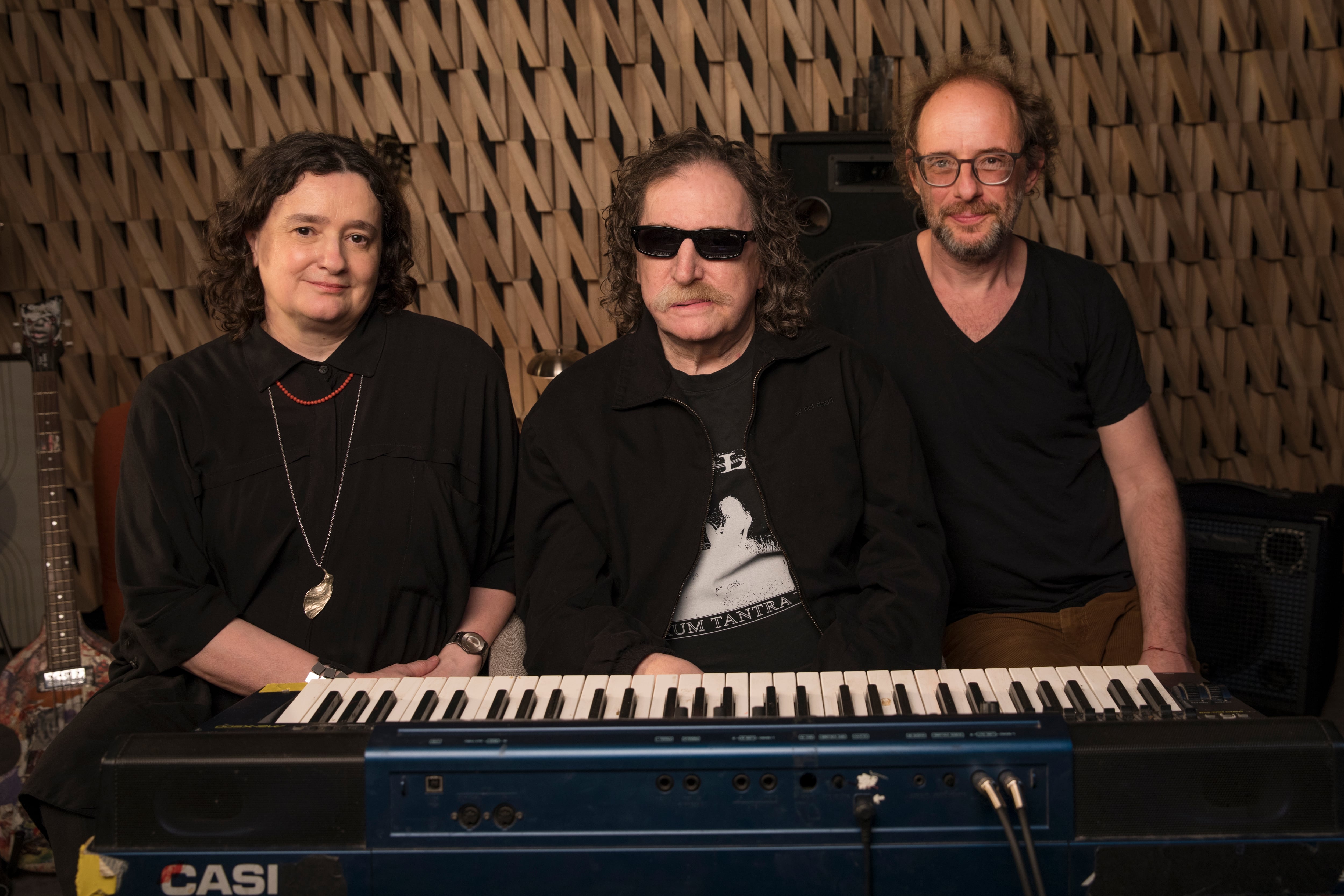 Charly García, figura central del rock argentino, tendrá una nueva película dedicada a su trayectoria. Foto: Nora Lezano/Netflix.