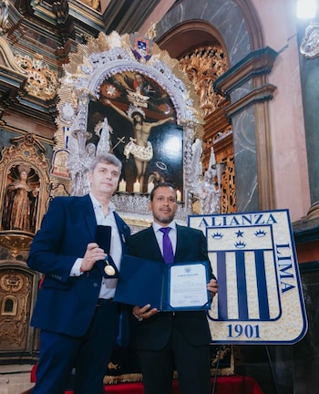 Paolo Guerrero – Alianza Lima – Señor de los Milagros – Liga 1 – Perú – deportes – 20 octubre