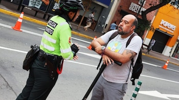 Municipalidad de Miraflores advierte que bicimotos deben transitar por la pista, no por ciclovías.