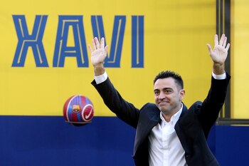Xavi Hernández firmó un contrato