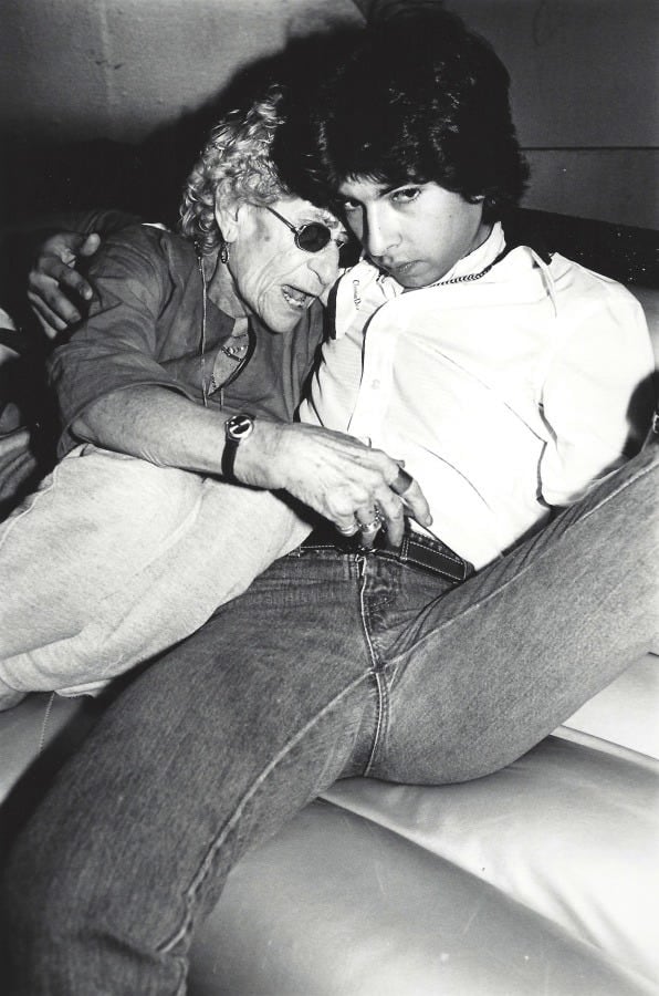 Sally Lippman y John Touzos se casaron el 17 de junio de 1980 en el club Magique