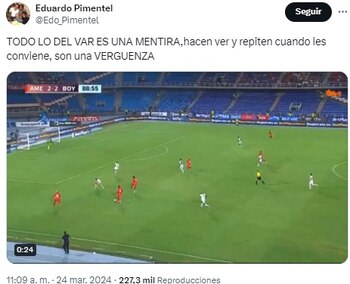 El máximo accionista de Boyacá Chicó compartió un video en el que aparece la acción que asegura no fue revisada por el VAR - crédito captura de pantalla / Eduardo Pimentel X