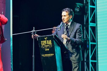 Desde España, Camilo Ospina se