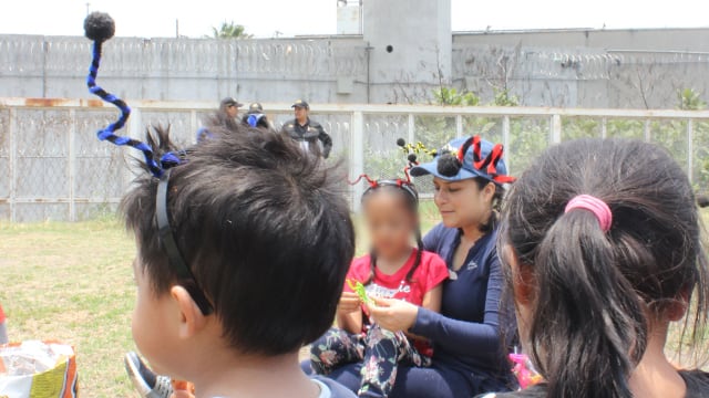 El 80% de las mujeres privadas de la libertad en la capital son madres