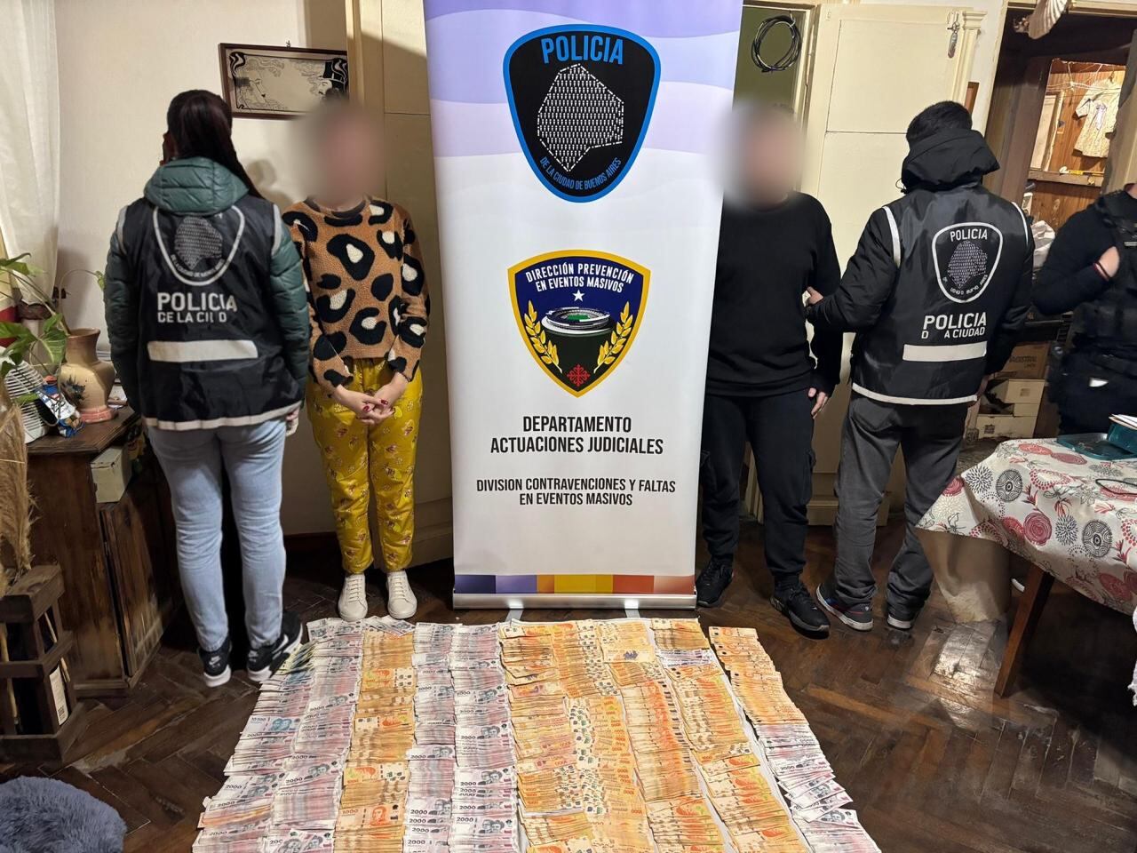 Los detenidos y lo secuestrado