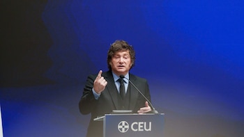 Javier Milei habló del caso Adorni: “Si la Justicia lo considera culpable, lo eyecto de una patada, pero yo creo en su honestidad”