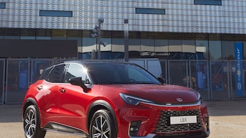 Lexus realza su vínculo con