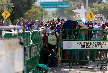 300 venezolanos vuelven a su país