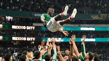 El invicto de México se mantiene con el 2-0 a Ecuador y continua su camino en el Mundial con otra fiesta local