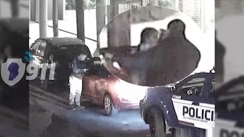 Bajó del auto para entregar un paquete y se lo robaron con su hija de 4 años dentro