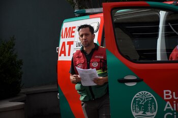 En el estacionamiento del SAME,