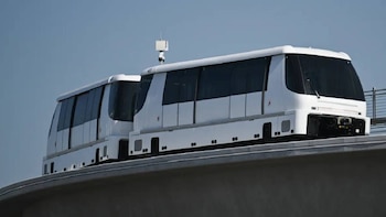 El tren automático del Aeropuerto de Los Ángeles comienza fase de prueba sin pasajeros