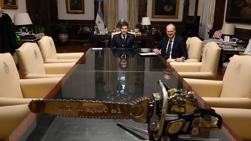 Milei se reunió con bancos tras la intervención del BCRA y crecen las alertas por las PyMEs