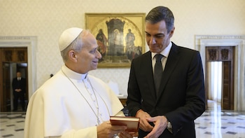 Sánchez recibirá al Papa León XIV junto a los Reyes el próximo 6 de junio en el Aeropuerto Madrid-Barajas