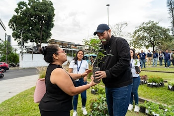 “El momento de actuar es ahora; el futuro de nuestra ciudad no puede esperar”, declaró Mario Durán, alcalde de San Salvador Centro al llamar a la acción colectiva por el medio ambiente.