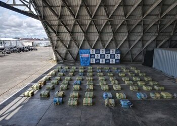 La cocaína estaba avaluada en 77 millones de dólares.