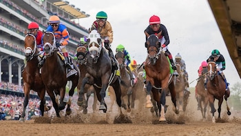 Masajistas, psicólogos equinos y dietas de atleta de élite: los secretos del entrenamiento de los caballos del Kentucky Derby