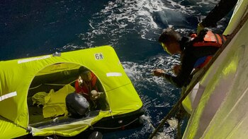 Momentos del rescate de tres