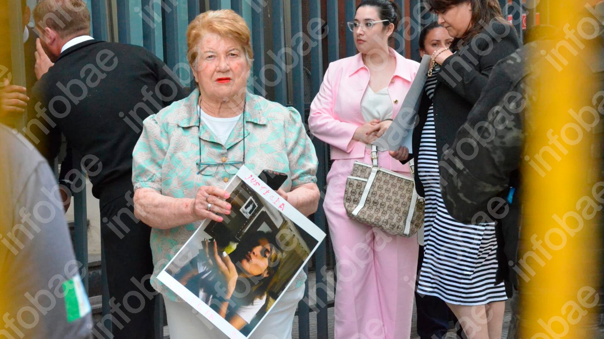 Mercedes Valois Flores, la abuela de Cecilia, fue la primera testigo del juicio