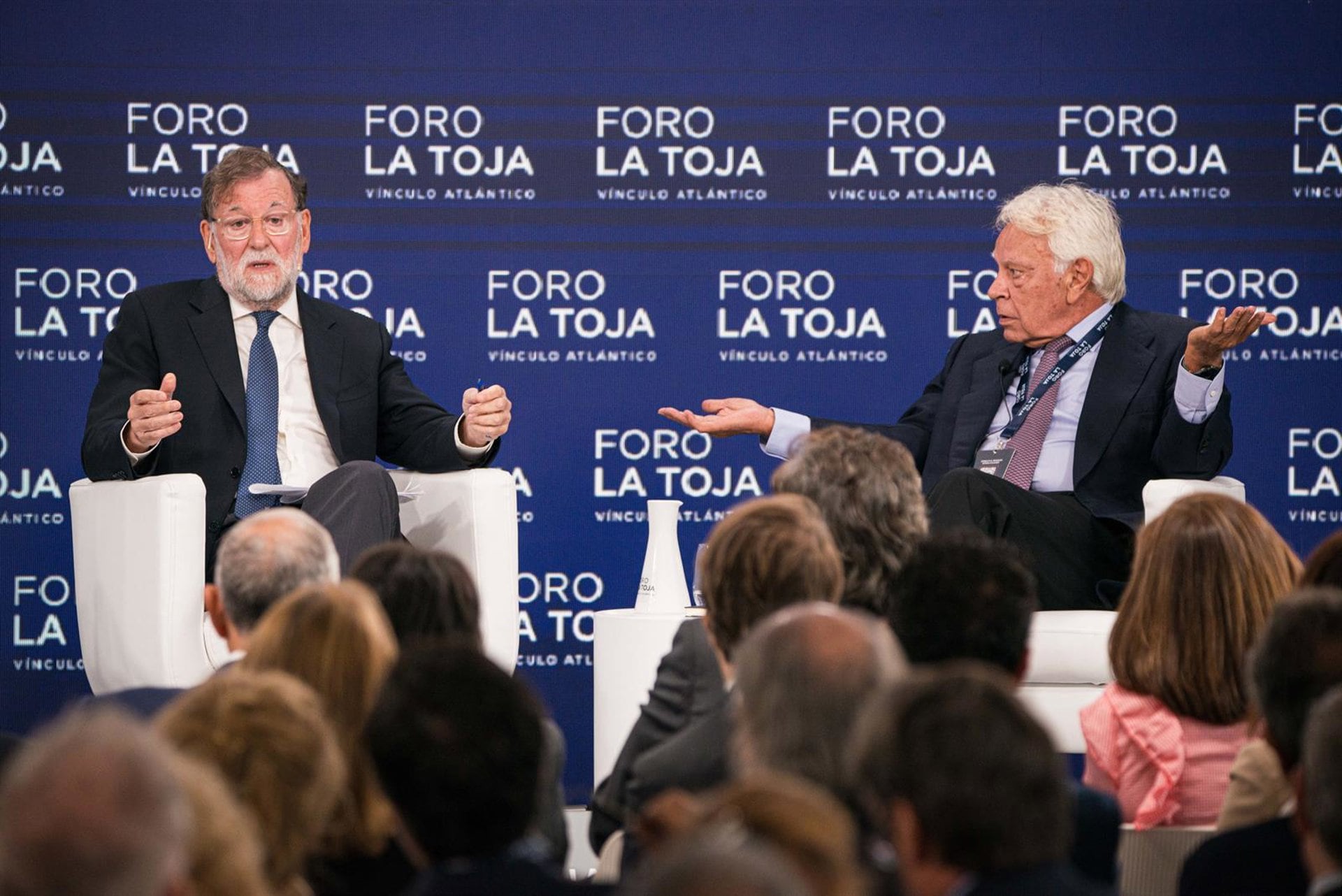 Rajoy urge elecciones generales y González se suma con ironía: "Si digo yo que las hay que convocar, no se convocan"