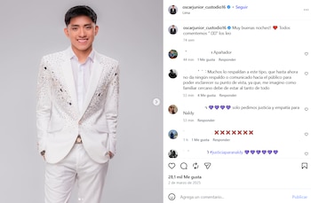 Hombre joven con traje blanco decorado, sonriendo y mirando al frente. A su derecha, una publicación de Instagram con el usuario @oscarjunior_custodio16 y comentarios
