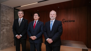 Acciona inaugura un centro de control con IA integrada para supervisar en tiempo real sus actividades en Perú