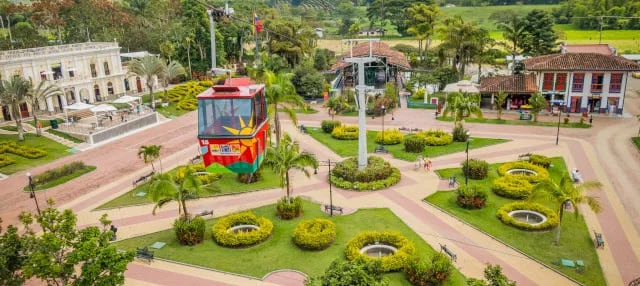 Quindío empieza a reactivar su turismo tras el terremoto y reaperturas alivian al sector
