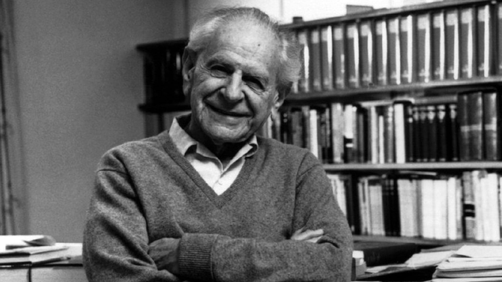 Reconocido internacionalmente y distinguido con el título de Sir por la reina Isabel II en 1965, Karl Popper falleció en el distrito londinense de Croydon el 17 de septiembre de 1994, a los 92 años
