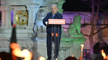 Orbán promete "una victoria que sorprenderá a todos" en las elecciones del domingo