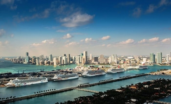 PortMiami implementa energía eléctrica en