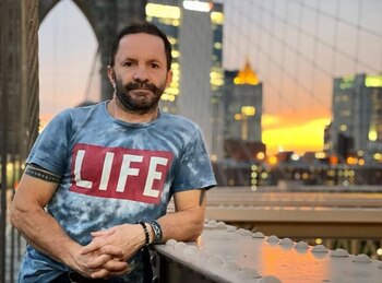 Pirry, periodista y presentador colombiano.