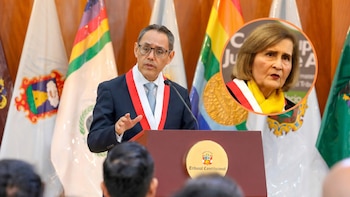 Presidente del TC lamenta renuncia de Luz Pacheco y niega que se le haya dado la espalda por funcionario