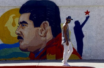 Un mural de Maduro en