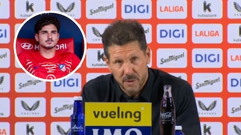 La pregunta sobre Julián Álvarez que enfadó al Cholo Simeone después de perder 3-0: “¿En serio?”
