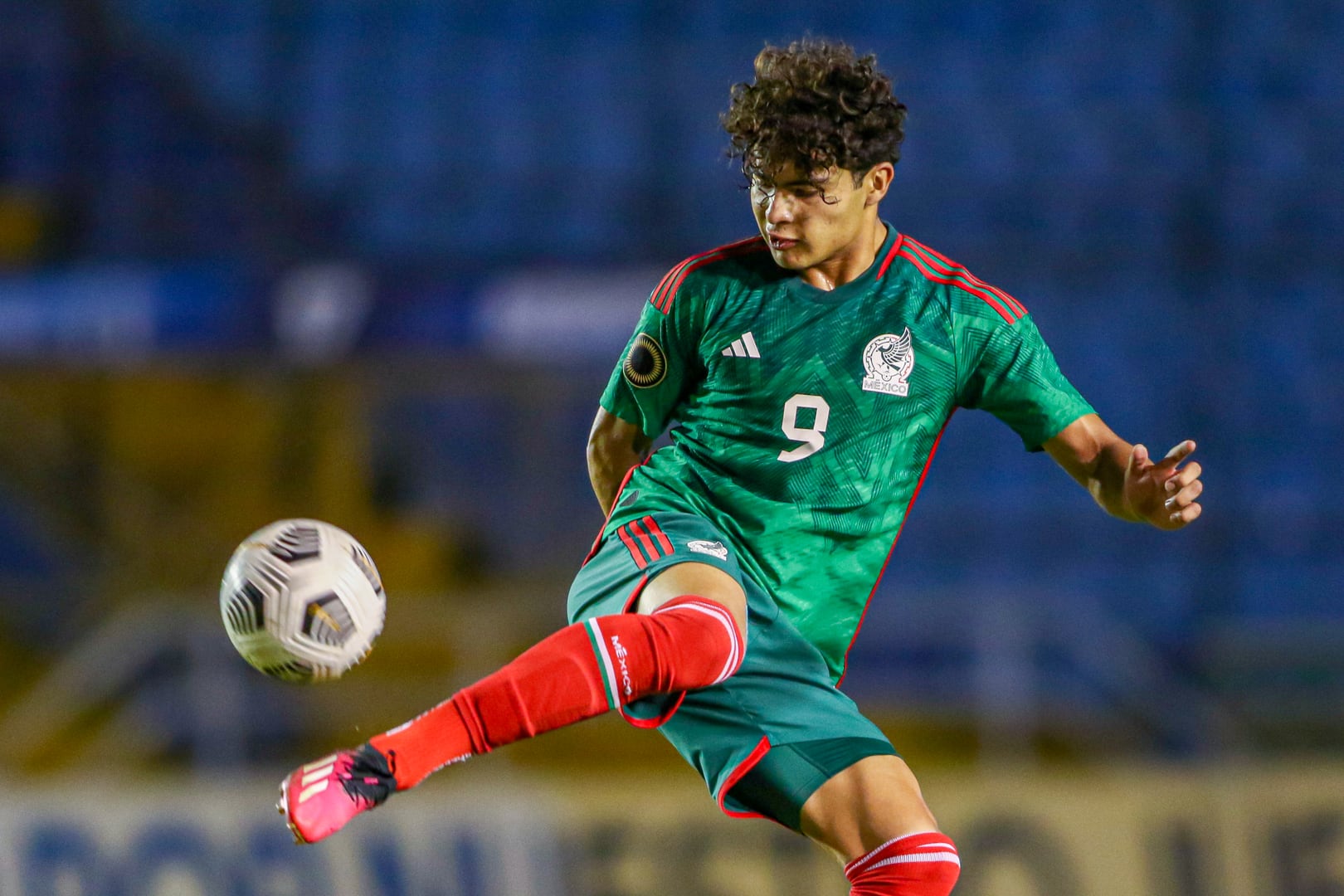 El joven cuenta con experiencia en fuerzas básicas de la selección mexicana. (Foto: Twitter)