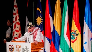 Trump reitera su amenaza a