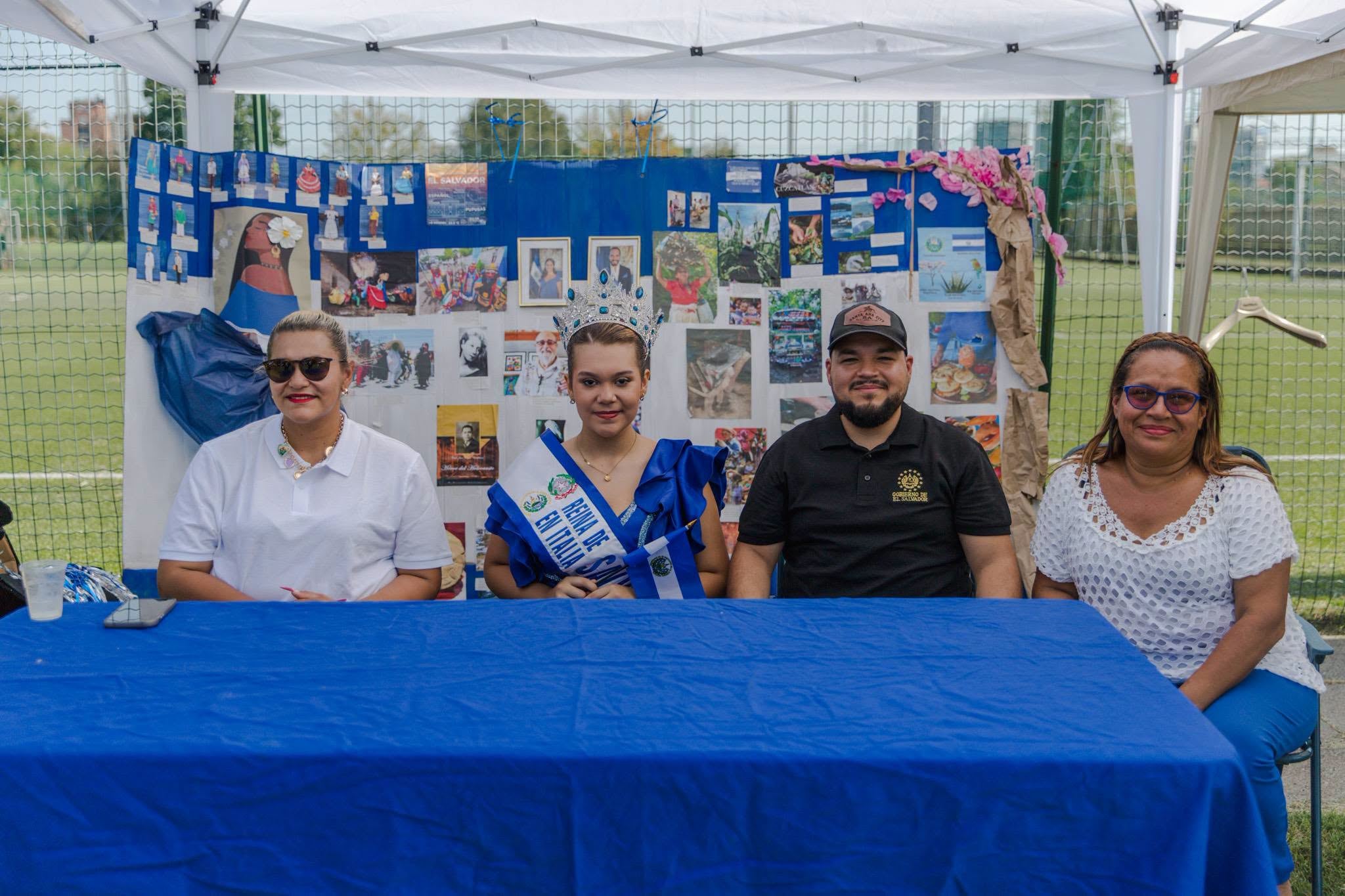 La Asociación Cultural de Salvadoreños en Milán (Acusalmi) organizó actividades culturales para reunir a la comunidad. (Foto cortesía
Asociación Cultural de Salvadoreños en Milán)